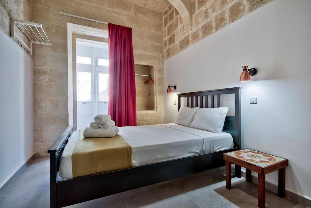Vallettastay Old Lodge Apartment 1 Ngoại thất bức ảnh